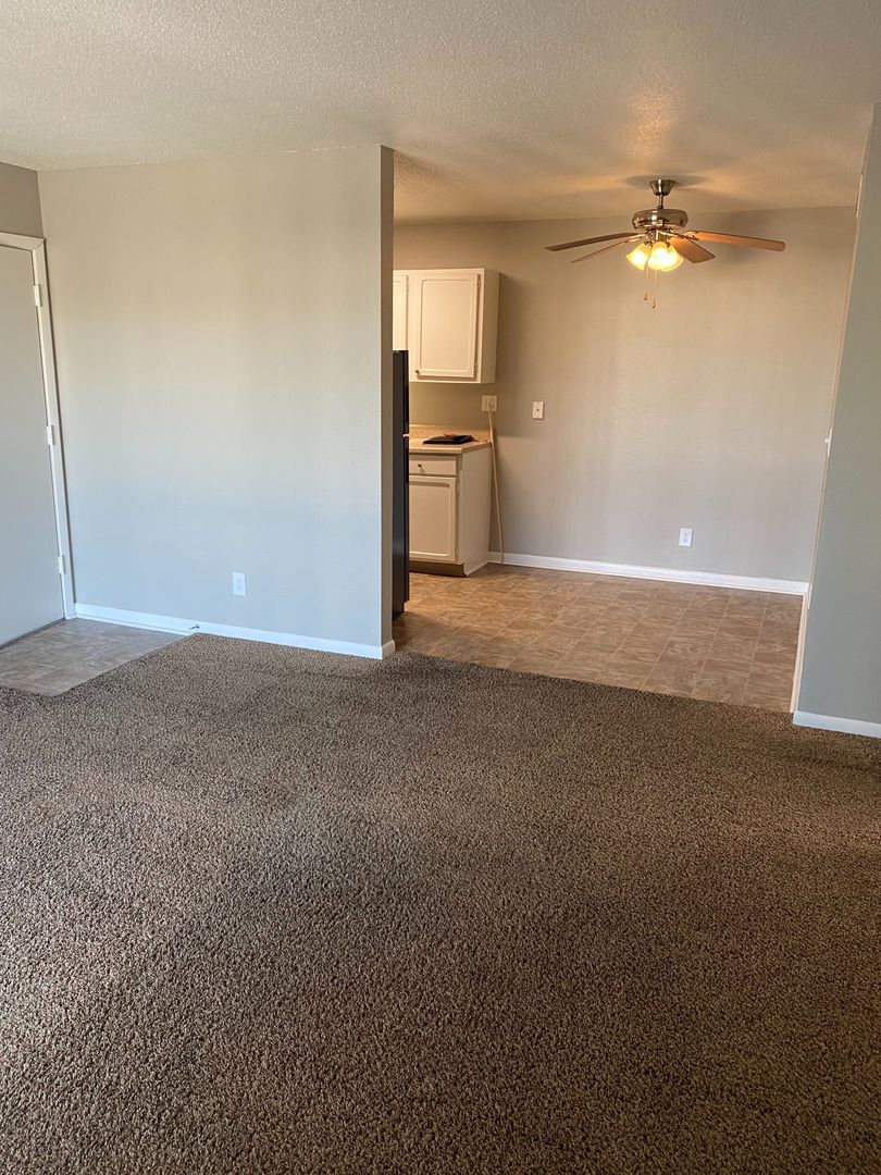1117 S. Paige, Wichita, KS 67207
