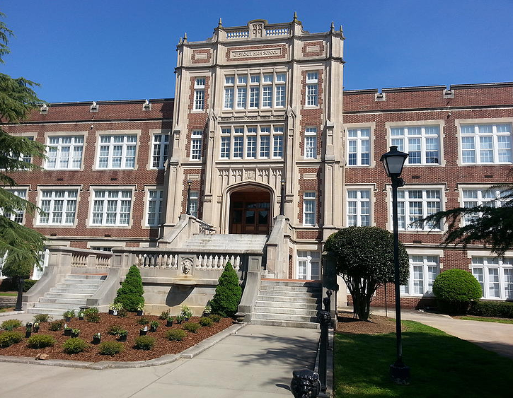 800 S. York Street, Gastonia, NC 28052