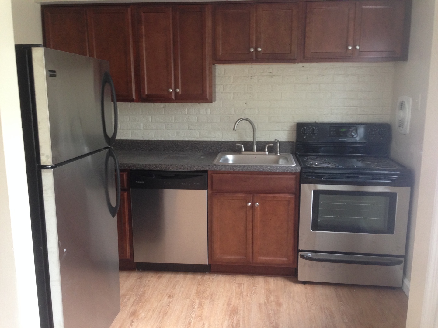Uncategorized Kitchen Appliances Richmond Va 5012 cedarbend lane richmond va 23237 hotpads kitchen appliances rental listings va