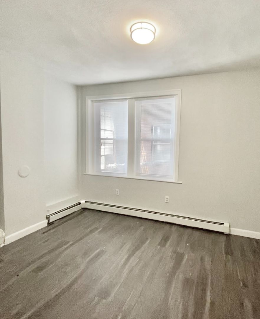 273 Maverick St, East Boston