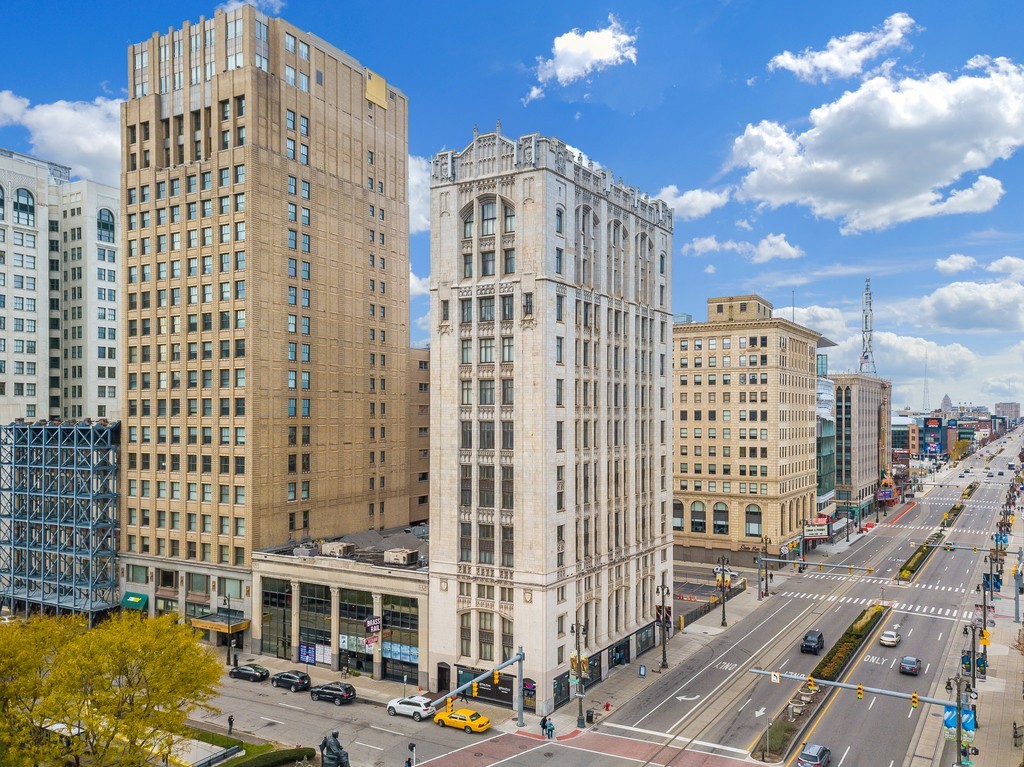 Fyfe Apartments Available 1100