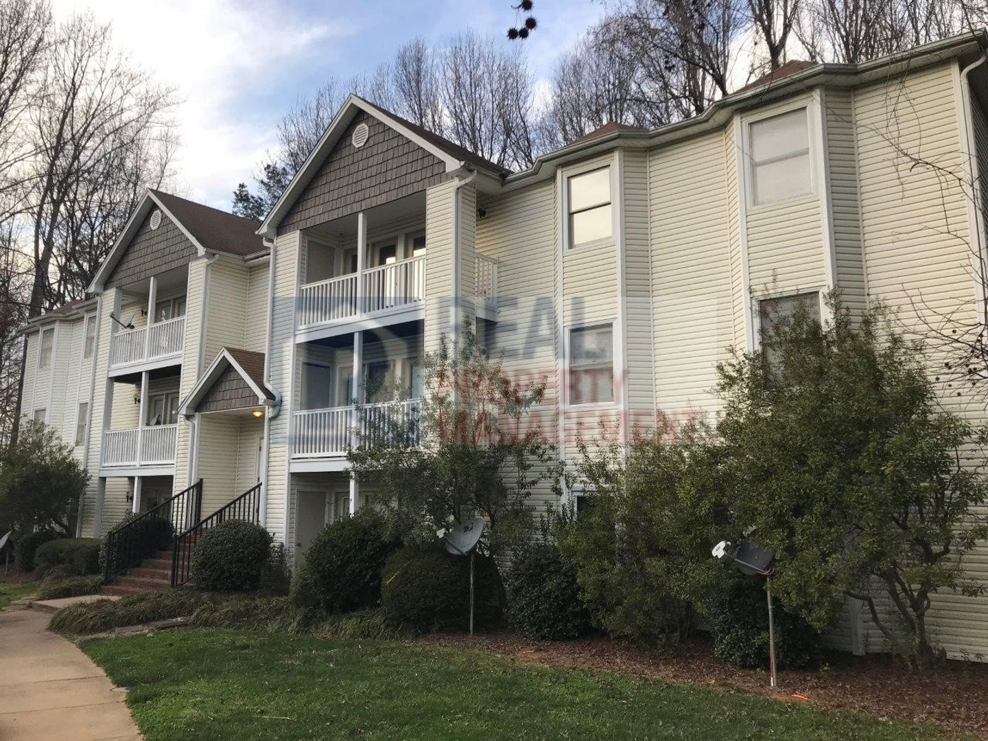 Storage Units In Greensboro Nc 27407 Dandk Organizer